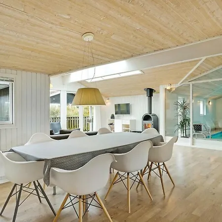 Holiday home Pet Friendly In With House A Panoramic View